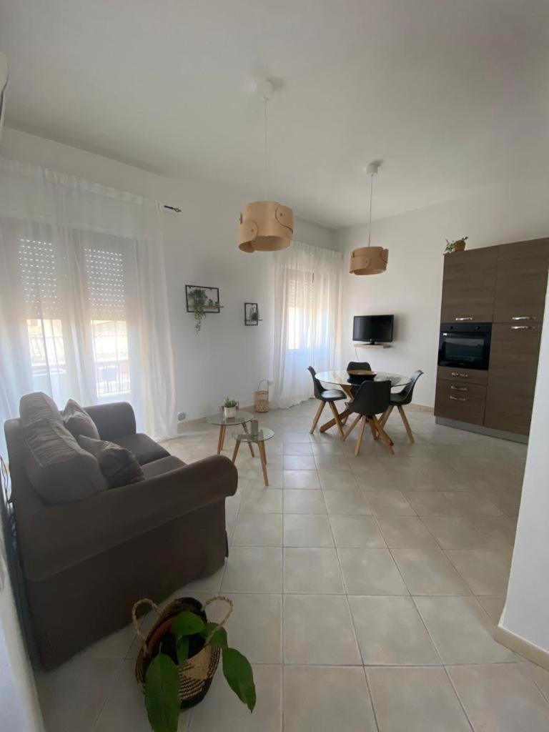 Civico 16A - Apartment - With Private Parking Quartu SantʼElena Exterior foto